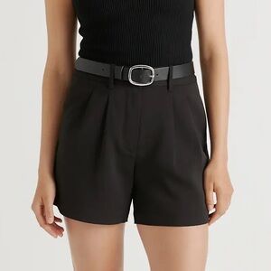 Quince Black Crepe Pleated Dressy Shorts Classic Minimalist Shorts Women’s 4 NWT